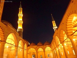 edirne-40515-mesita-tri-balkonu.jpg